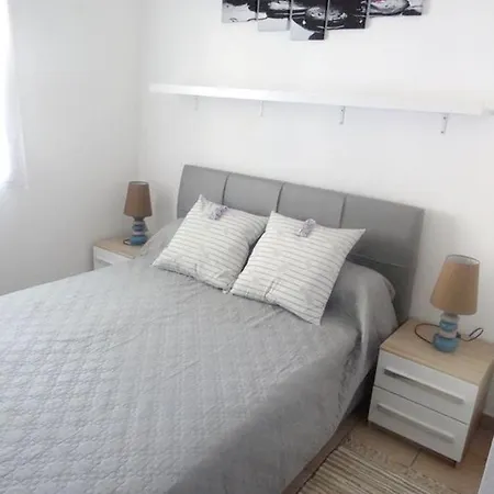 Villeneuve-les-avignon, 55 M² + Terrasse