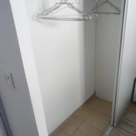 Villeneuve-les-avignon, 55 M² + Terrasse *