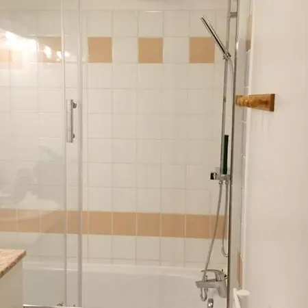 Villeneuve-les-avignon, 55 M² + Terrasse