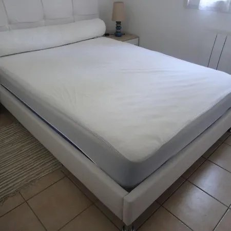Villeneuve-les-avignon, 55 M² + Terrasse Apartmán