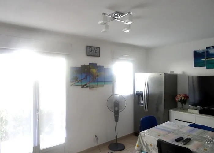 Apartment Villeneuve-les-avignon, 55 M² + Terrasse